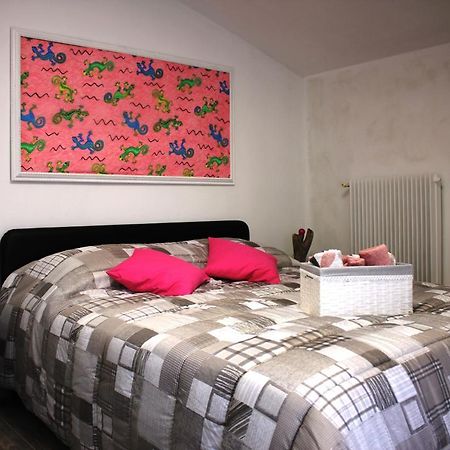 Villa Sonia Apartment & Rooms Lignano Sabbiadoro Extérieur photo