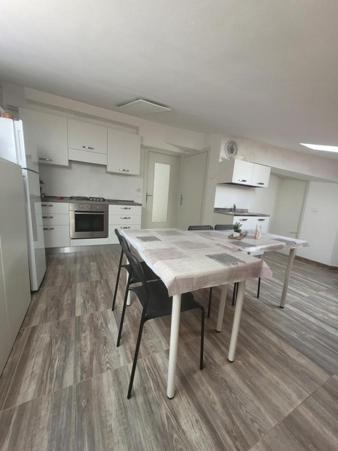 Villa Sonia Apartment & Rooms Lignano Sabbiadoro Extérieur photo