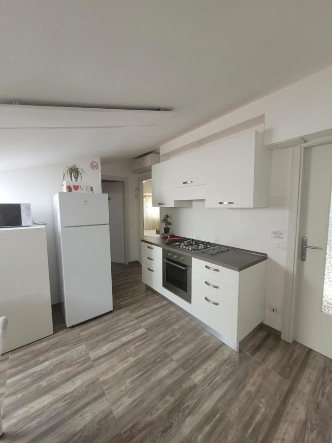 Villa Sonia Apartment & Rooms Lignano Sabbiadoro Extérieur photo